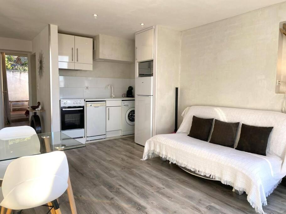 Tusquets - Apartamento Con Vistas Al Mar Cadaqués Extérieur photo